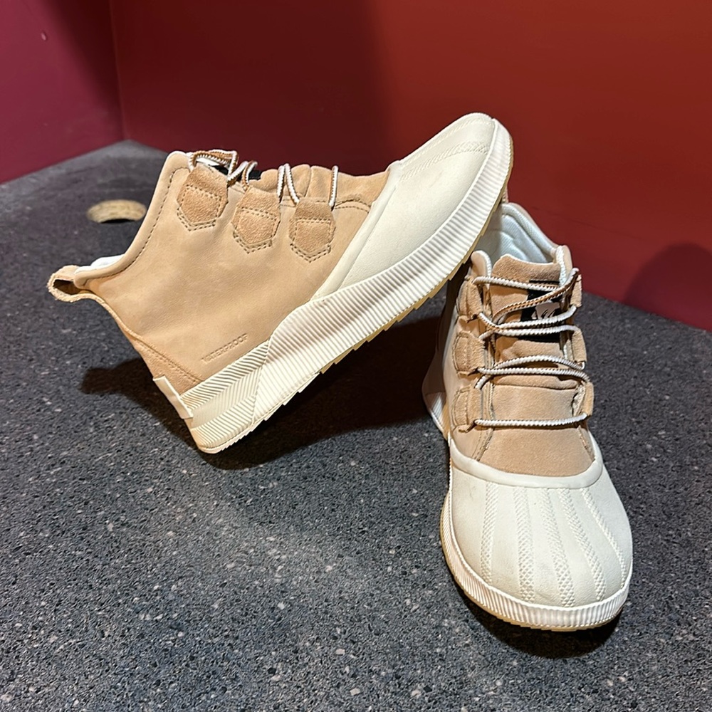 Sorel Out ‘N About Boots